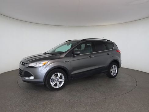Used 2014 Ford Escape SE w/ Equipment Group 201A FWD image 4