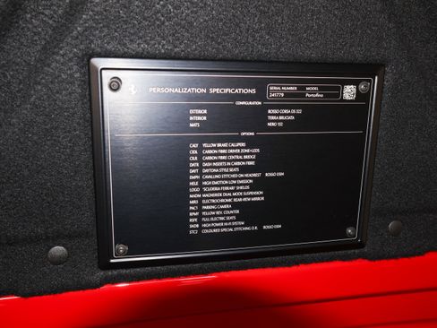 Used 2019 Ferrari Portofino RWD image 13
