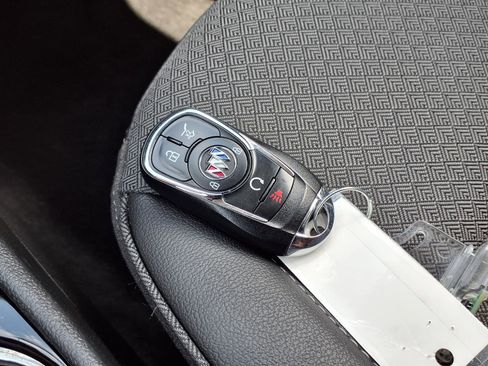 Used 2023 Buick Encore GX Select w/ Sport Touring Package FWD image 15