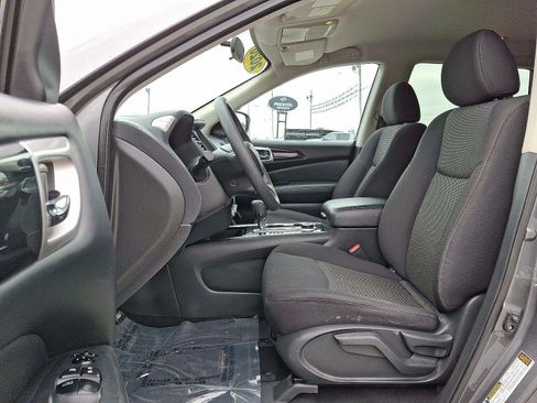 Used 2020 Nissan Pathfinder S image 15