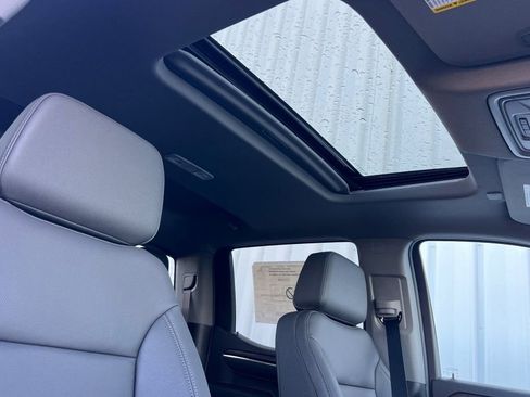 New 2026 GMC Sierra 1500 SLT AWD/4WD image 13