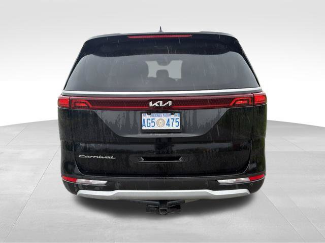 Used 2022 Kia Carnival LX FWD image 4