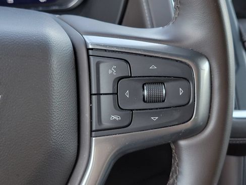 Used 2024 Chevrolet Suburban LT RWD image 28