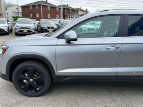 New 2026 Volkswagen Taos SEL AWD/4WD image 19