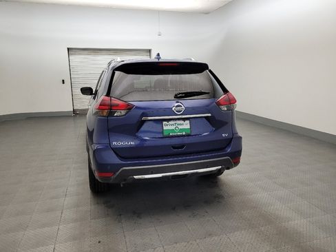 Used 2020 Nissan Rogue SV FWD image 6