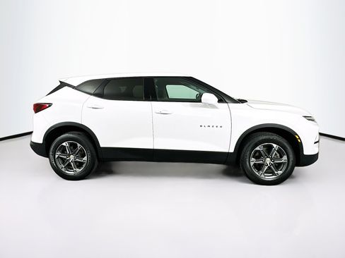 Used 2023 Chevrolet Blazer LT FWD image 10