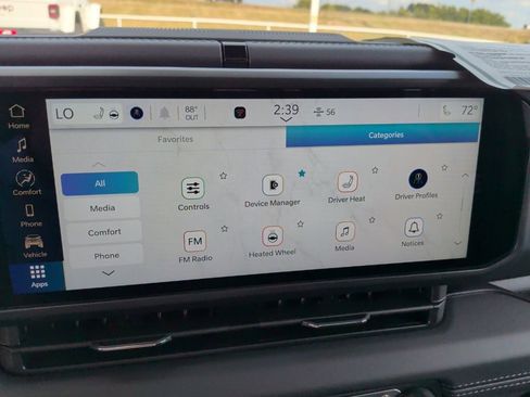 New 2025 Jeep Gladiator Sport image 26