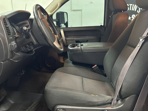 Used 2013 Chevrolet Silverado 1500 LT w/ All-Star Edition AWD/4WD image 8
