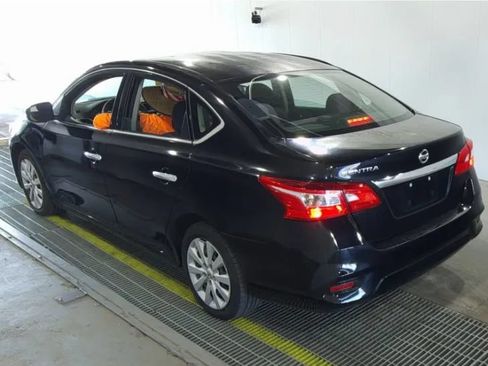 Used 2018 Nissan Sentra S FWD image 1