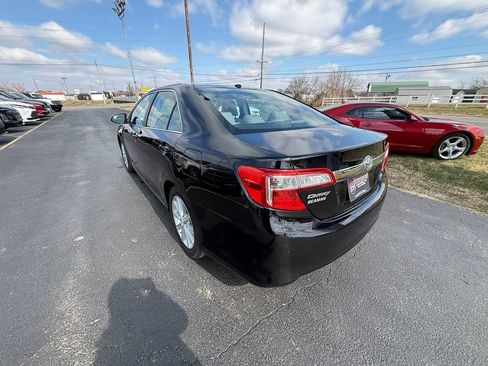 Used 2012 Toyota Camry XLE w/ Leather Pkg image 6