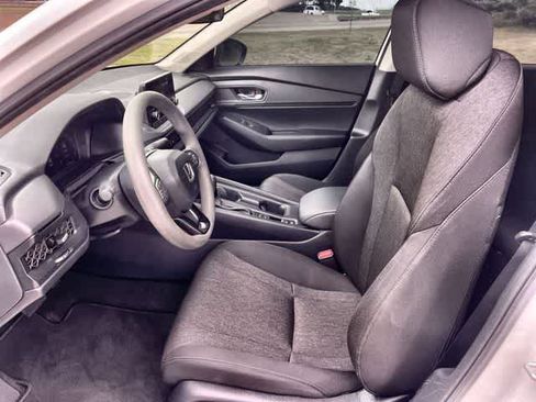 Certified 2024 Honda Accord EX image 11