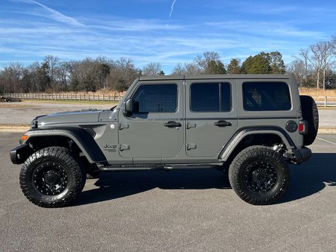 Used 2019 Jeep Wrangler Unlimited Sport S image 8