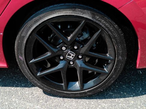Used 2022 Honda Civic Sport image 29