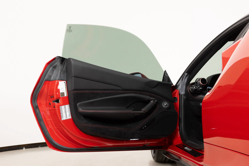 Used 2022 Ferrari F8 Tributo RWD image 31
