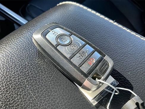 Certified 2019 Ford F150 Lariat w/ Equipment Group 502A Luxury image 11