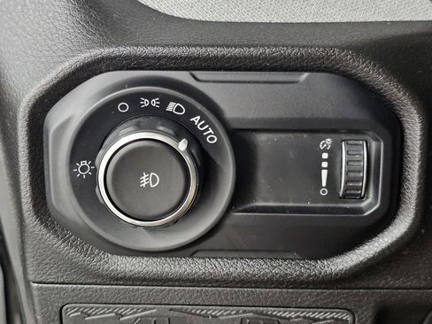 Used 2024 Jeep Wrangler Unlimited Sport AWD/4WD image 26