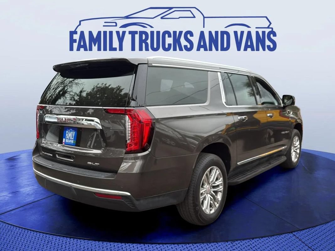 Used 2021 GMC Yukon XL SLT w/ SLT Premium Package AWD/4WD image 3