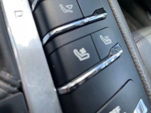Used 2018 Porsche Macan S w/ Premium Package Plus AWD/4WD image 19