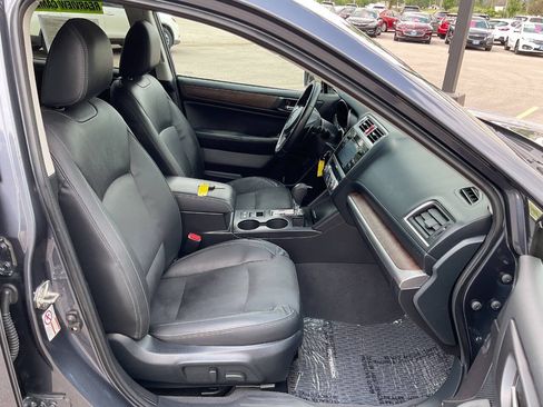 Used 2016 Subaru Outback 2.5i Limited w/ Popular Package #4 AWD/4WD image 43