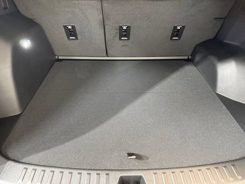 New 2026 GMC Terrain Elevation w/ Technology Package II AWD/4WD image 8