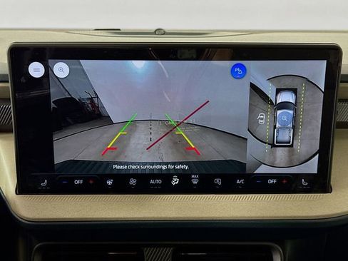 New 2026 Ford Maverick Lariat w/ 4K Tow Package image 14