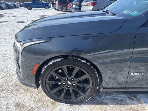 Used 2021 Cadillac CT4 V image 6