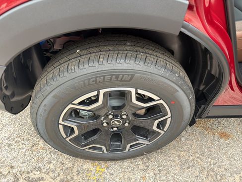 New 2026 Ford Bronco Sport Outer Banks w/ Outer Banks Tech Package+ image 19