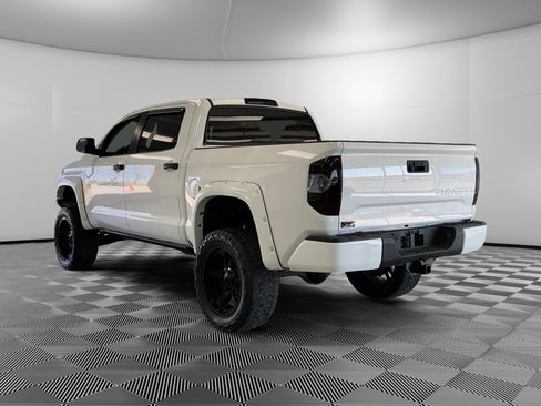 Used 2017 Toyota Tundra SR5 w/ SR5 Upgrade Package image 6