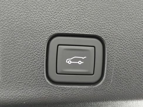 New 2026 Buick Enclave Preferred w/ Power Package image 17