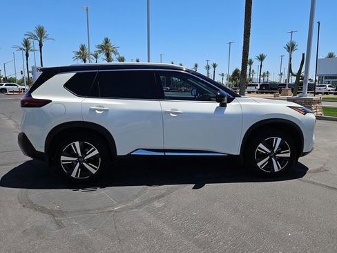 Certified 2023 Nissan Rogue Platinum w/ Platinum Premium Package FWD image 4