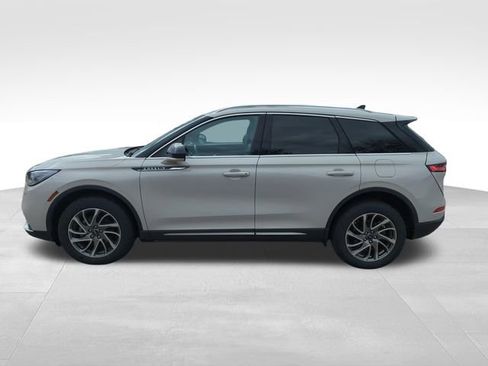 Used 2021 Lincoln Corsair AWD w/ Equipment Group 101A image 2