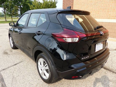Used 2024 Nissan Kicks S FWD image 5