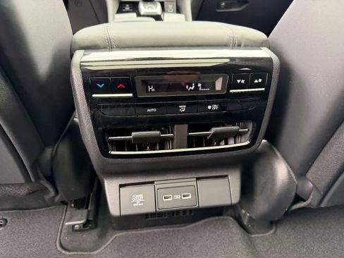 Certified 2023 Acura MDX SH-AWD w/ Technology Package image 20