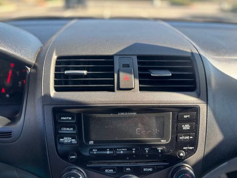 Used 2004 Honda Accord EX image 19