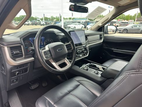 Used 2024 Ford Expedition Max XLT AWD/4WD image 13