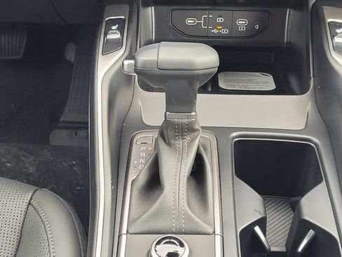 New 2026 Kia Sorento S FWD image 18