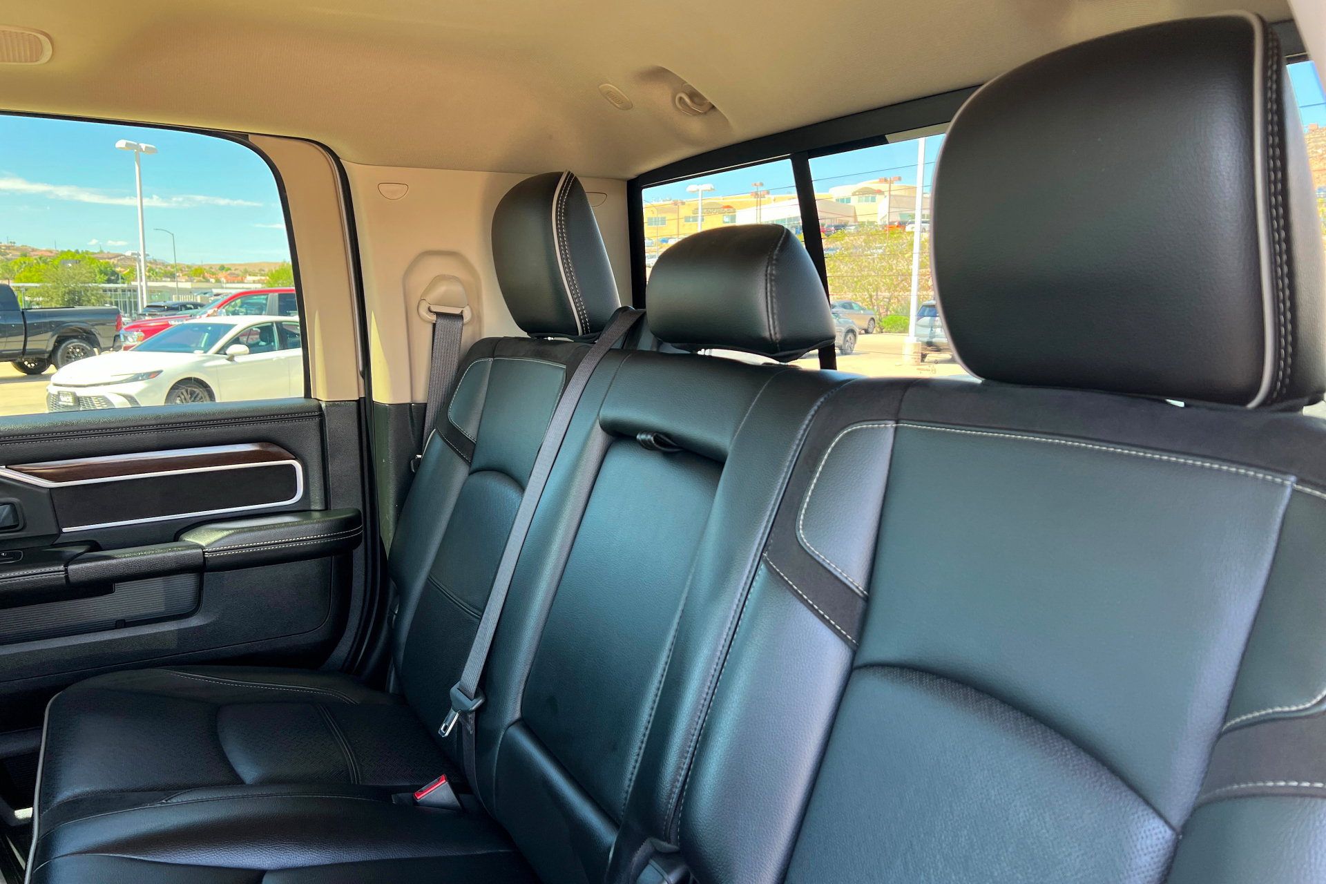 Used 2022 RAM 2500 Laramie w/ Snow Chief Group AWD/4WD image 20