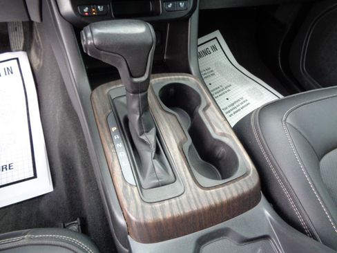 Used 2021 GMC Canyon Denali image 12