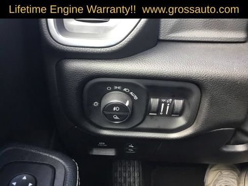 Used 2026 RAM 1500 Laramie AWD/4WD image 23