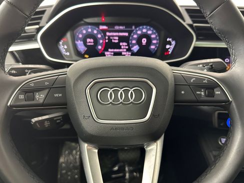 Used 2025 Audi Q3 2.0T Premium w/ Convenience Package image 21