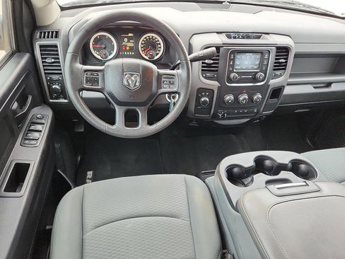 Used 2013 RAM 2500 Tradesman w/ Chrome Appearance Group AWD/4WD image 11