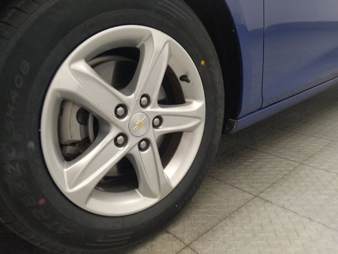 Used 2023 Chevrolet Malibu LS FWD image 31