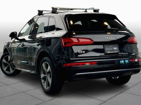 Used 2020 Audi Q5 2.0T Premium w/ Titanium Sport Package AWD/4WD image 12