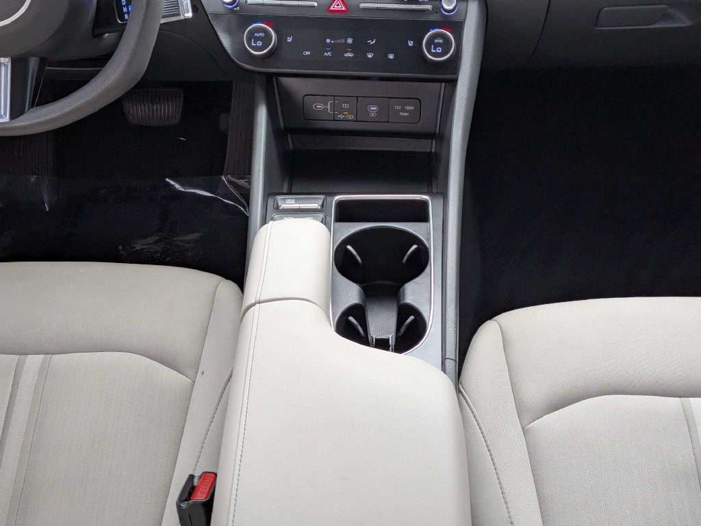 Used 2025 Hyundai Sonata SEL FWD image 17