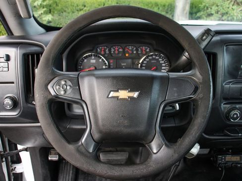Used 2017 Chevrolet Silverado 2500 W/T image 22