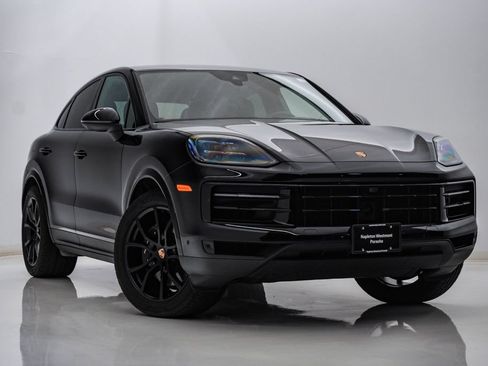 Certified 2026 Porsche Cayenne Coupe AWD/4WD image 8