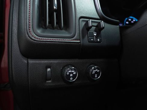 Used 2017 GMC Canyon SLE w/ All Terrain Package image 21