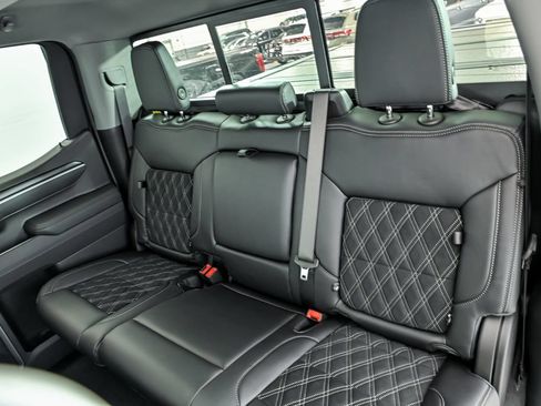 New 2026 GMC Sierra 1500 Elevation w/ Elevation Premium Package AWD/4WD image 10
