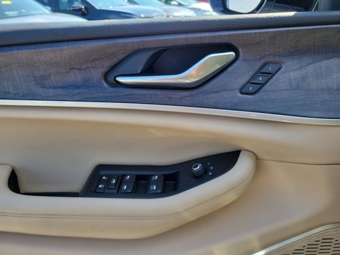 Used 2022 Jeep Grand Cherokee L Limited AWD/4WD image 17