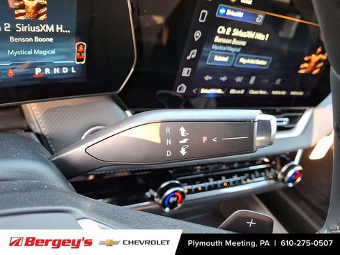 New 2026 Chevrolet Equinox LT w/ Convenience Package II image 8